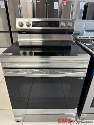 Open Box – Scratch & Dent Samsung Glass Top Stove NE63A6511SS