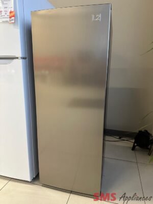 Refurbished L2 6.9 cu.ft Upright Freezer LRU07B3ASS