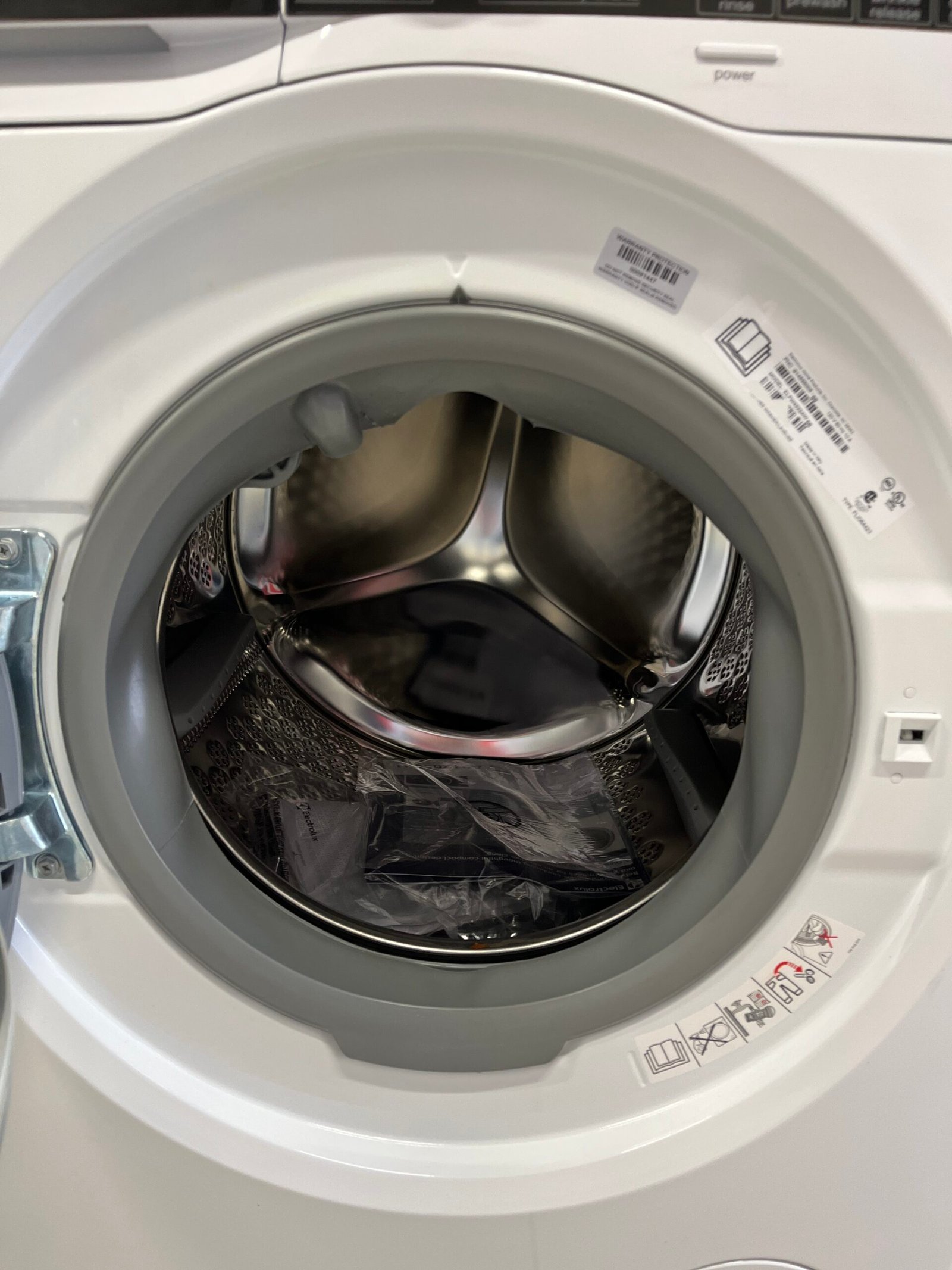 Open-Box-24-Washer-Electrolux-ELFW4222AW-1