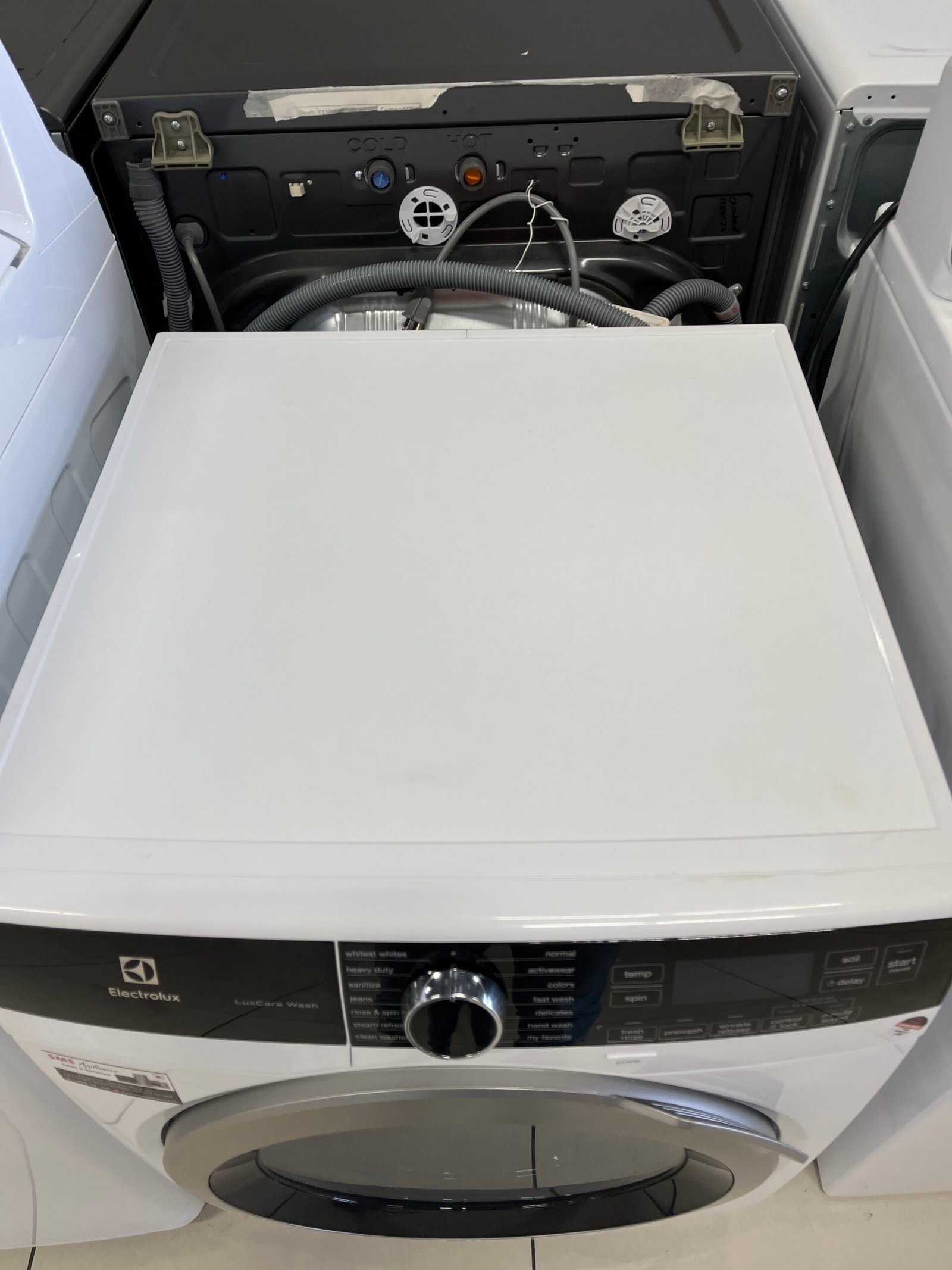 Open-Box-24-Washer-Electrolux-ELFW4222AW-4