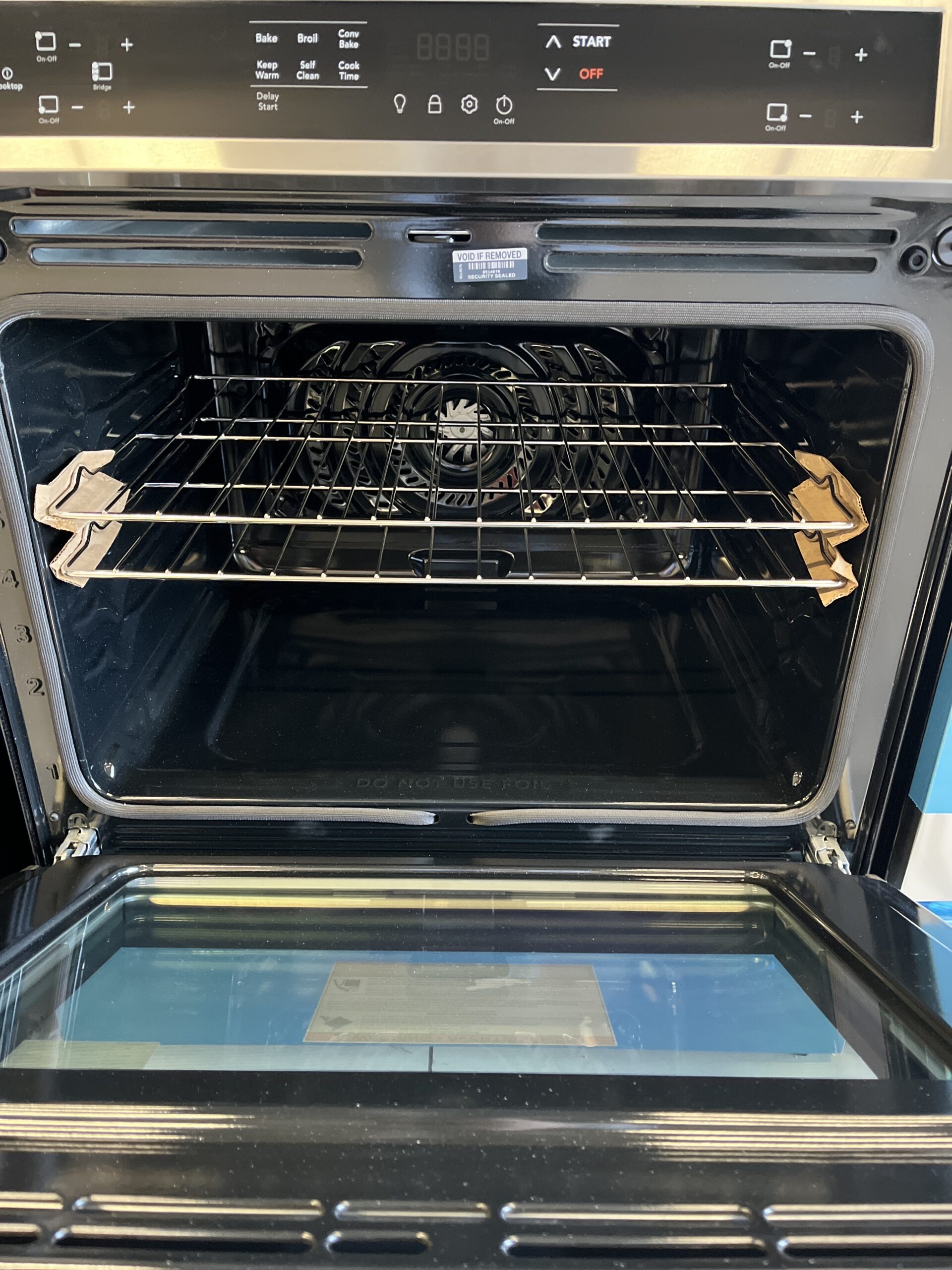 Open-Box-30-Stove-Frigidaire-FCFI308CAS-5