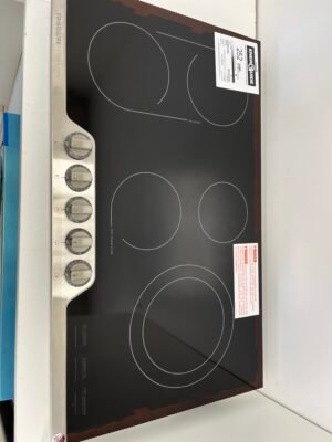 Open Box – 37" Cooktop Frigidaire FPEC3677RF