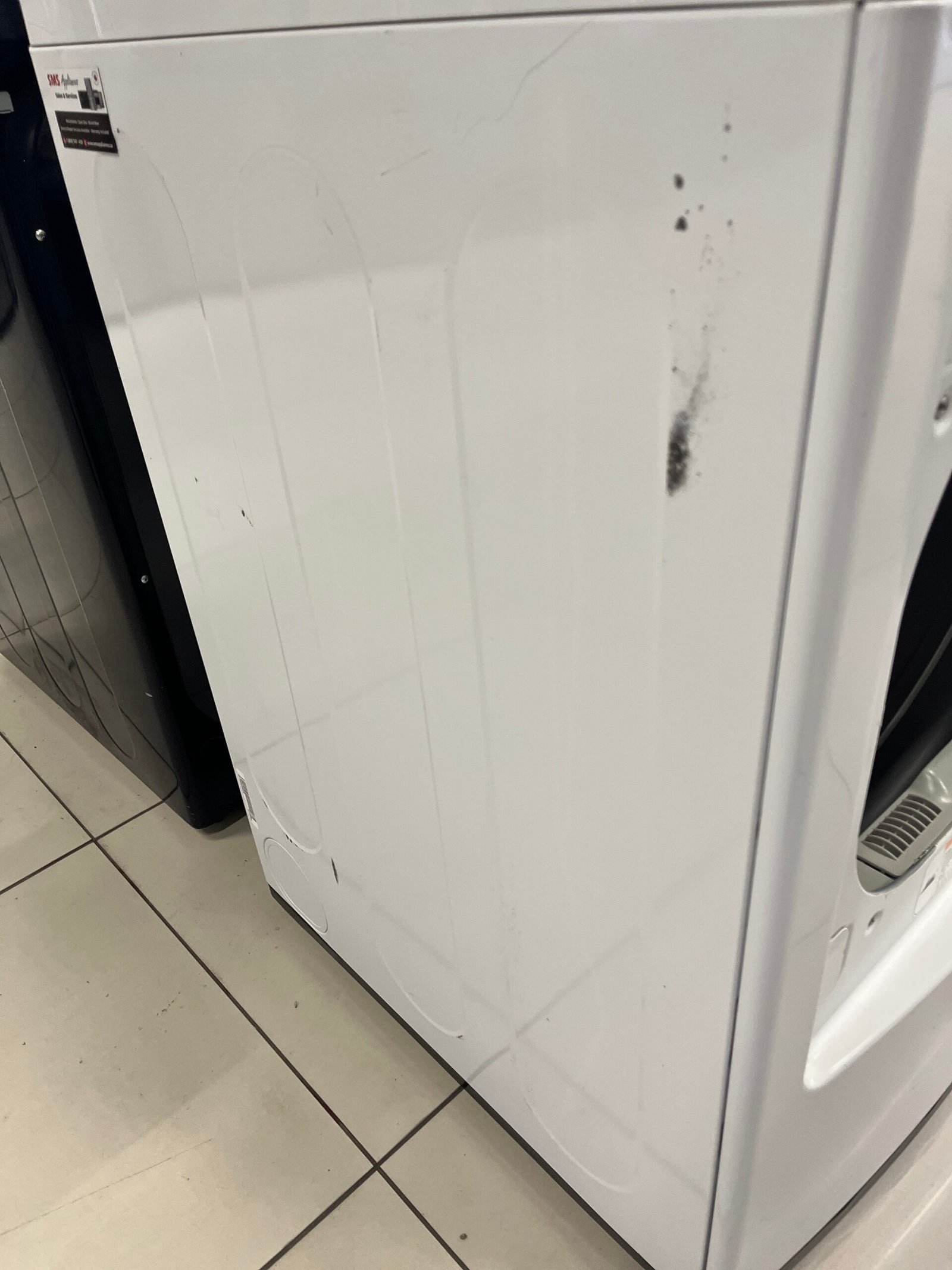 Refurbished-27-Dryer-LG-DLE1501W-3