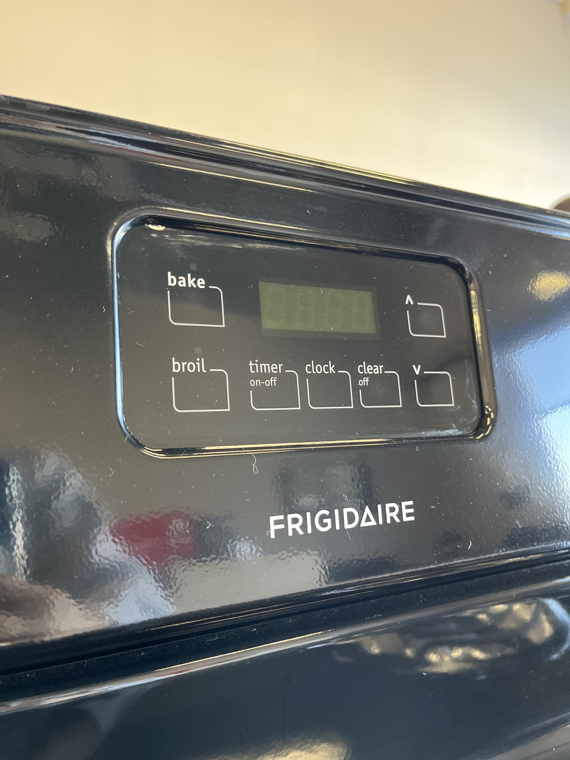 Refurbished-30-Stove-Frigidaire-CFEF3007LBD-9