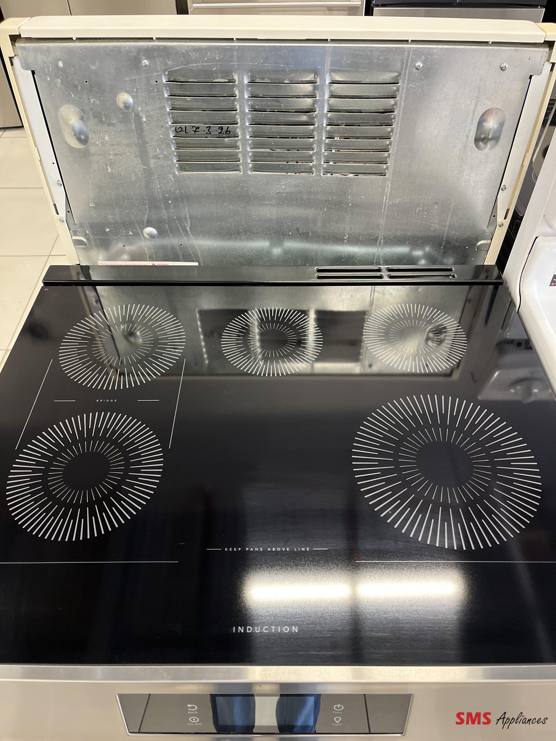 Open-Box-30-Stove-Frigidaire-GCFI306CBF-4