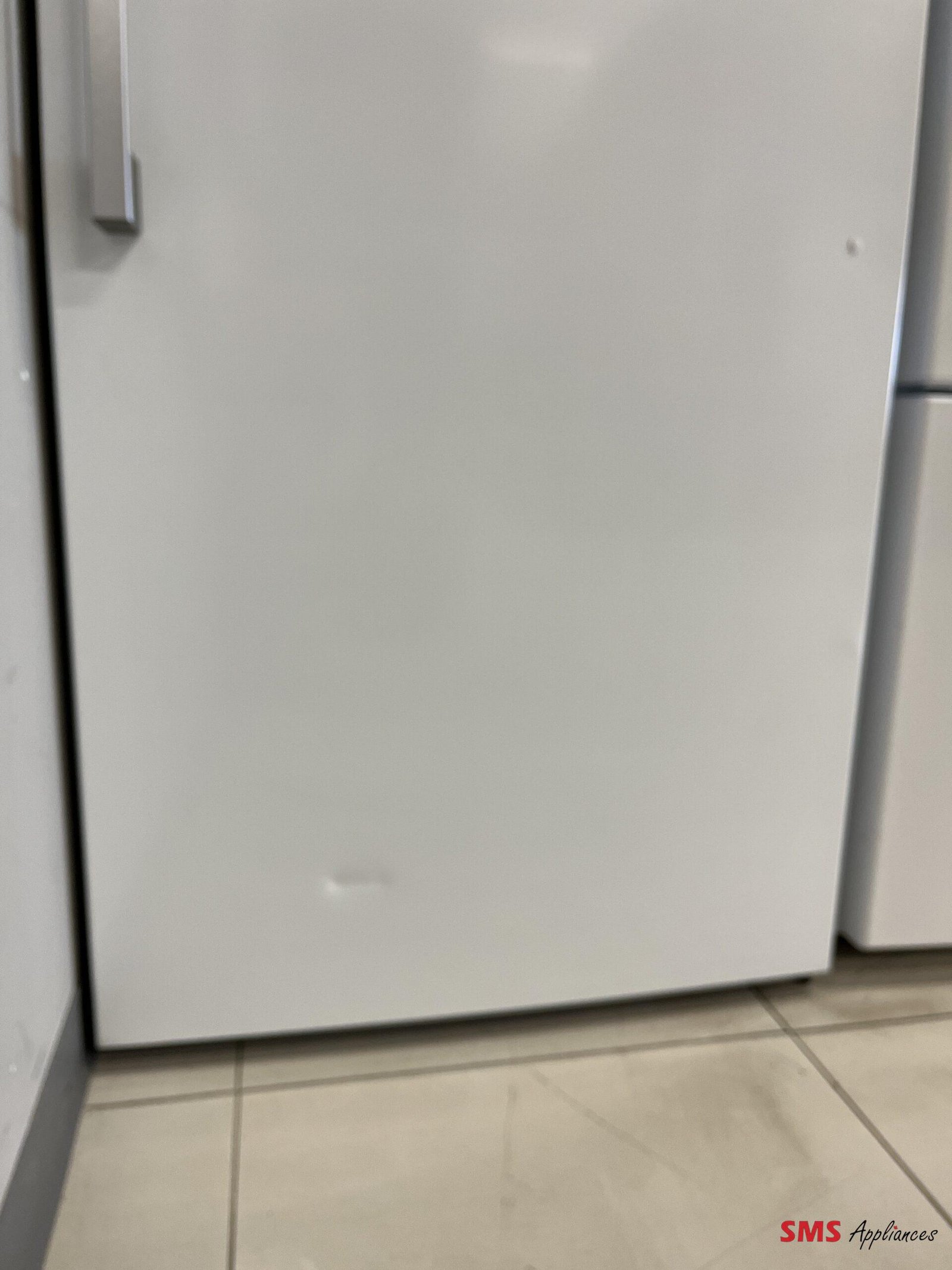 Open-Box-33-Freezer-Hisense-FV21C7HWE-4