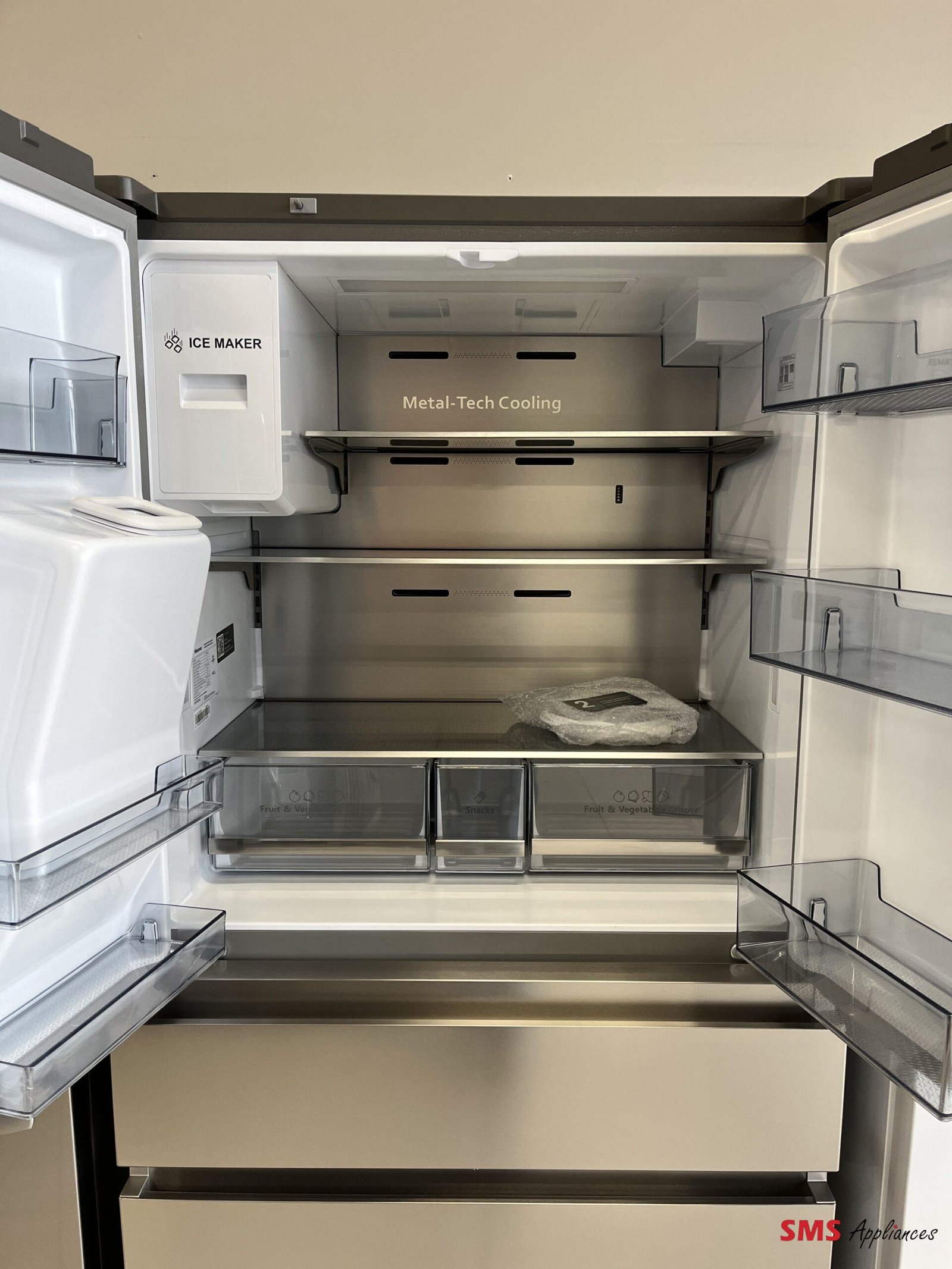 Open-Box-36-Fridge-Hisense-RF200D4CSE-17