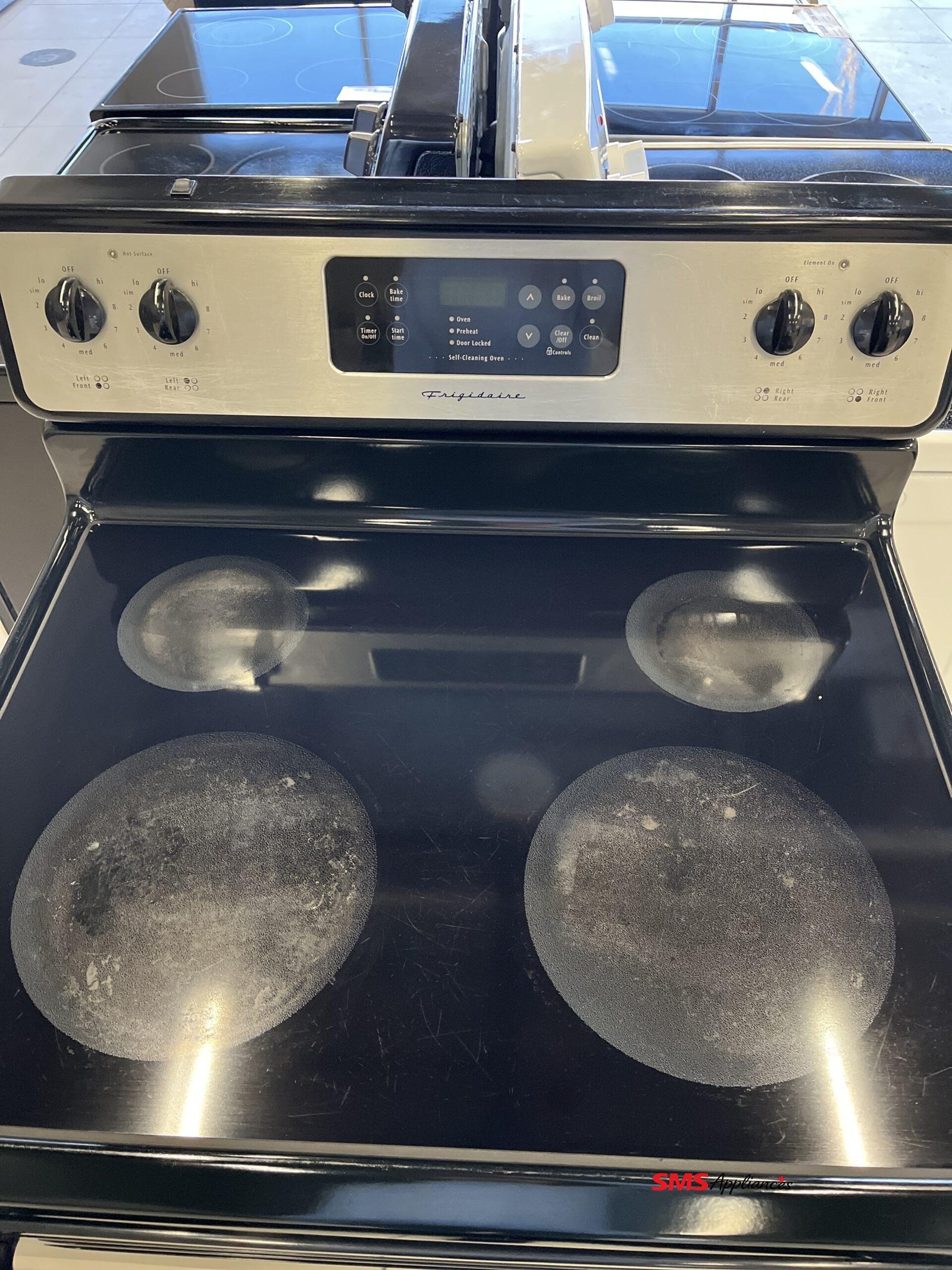Refurbished-30-Stove-Frigidaire-CFEF366GCE-2