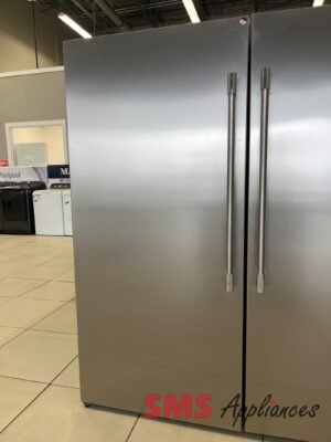 Open Box Fridges FPRU19F8WFD/FPFU19F8WFE Frigidaire - Image 4