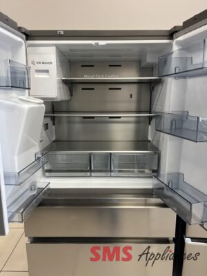 Open Box Fridges RF200D4CSE Hisense - Image 2