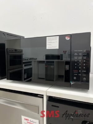 Open Box Microwaves PMBS3080BFA Frigidaire - Image 1