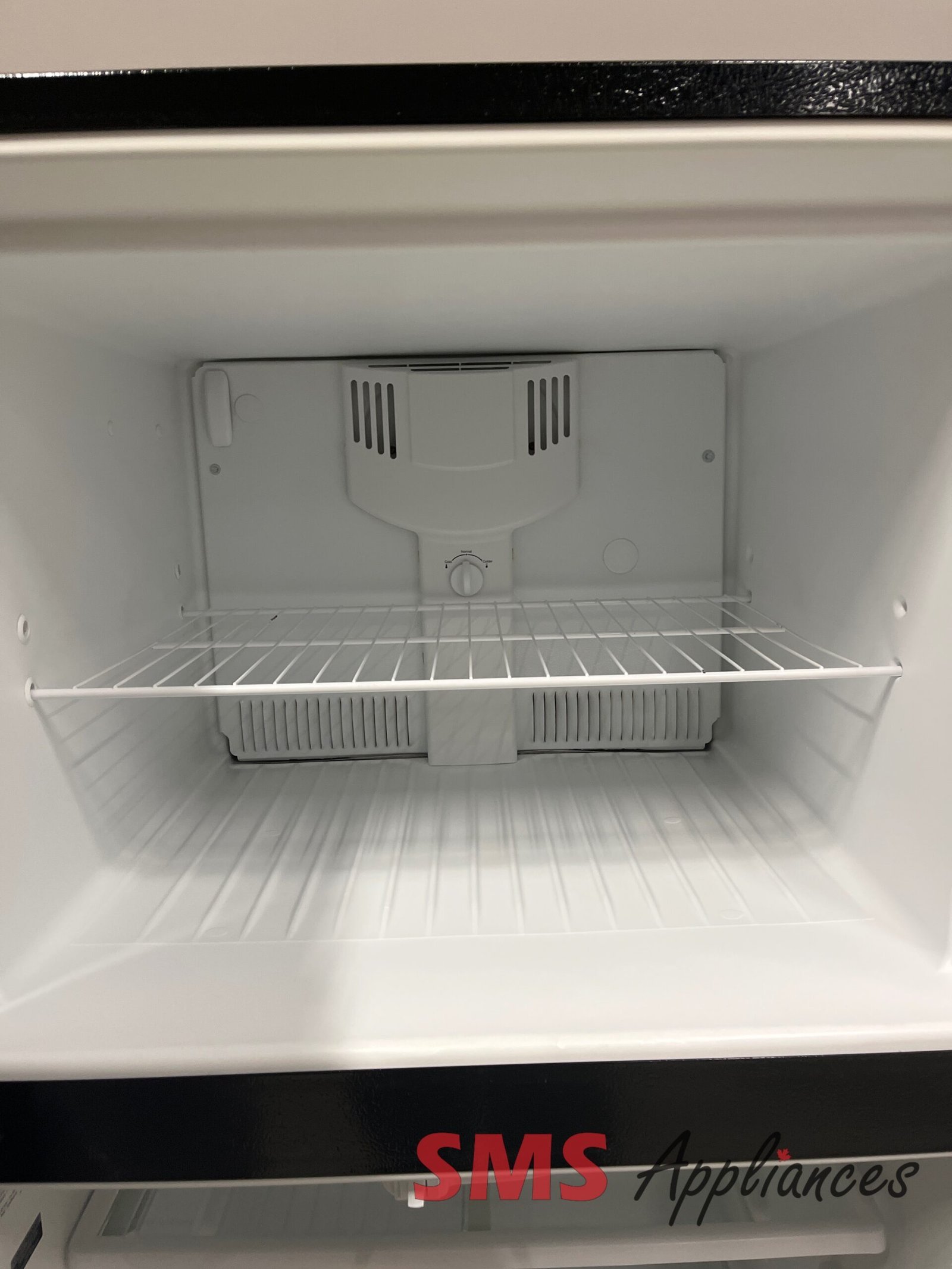 Refurbished-Fridges-FFHT2126-4-1-scaled-1.jpg Refurbished Fridges FFHT2126 Frigidaire - Image 4