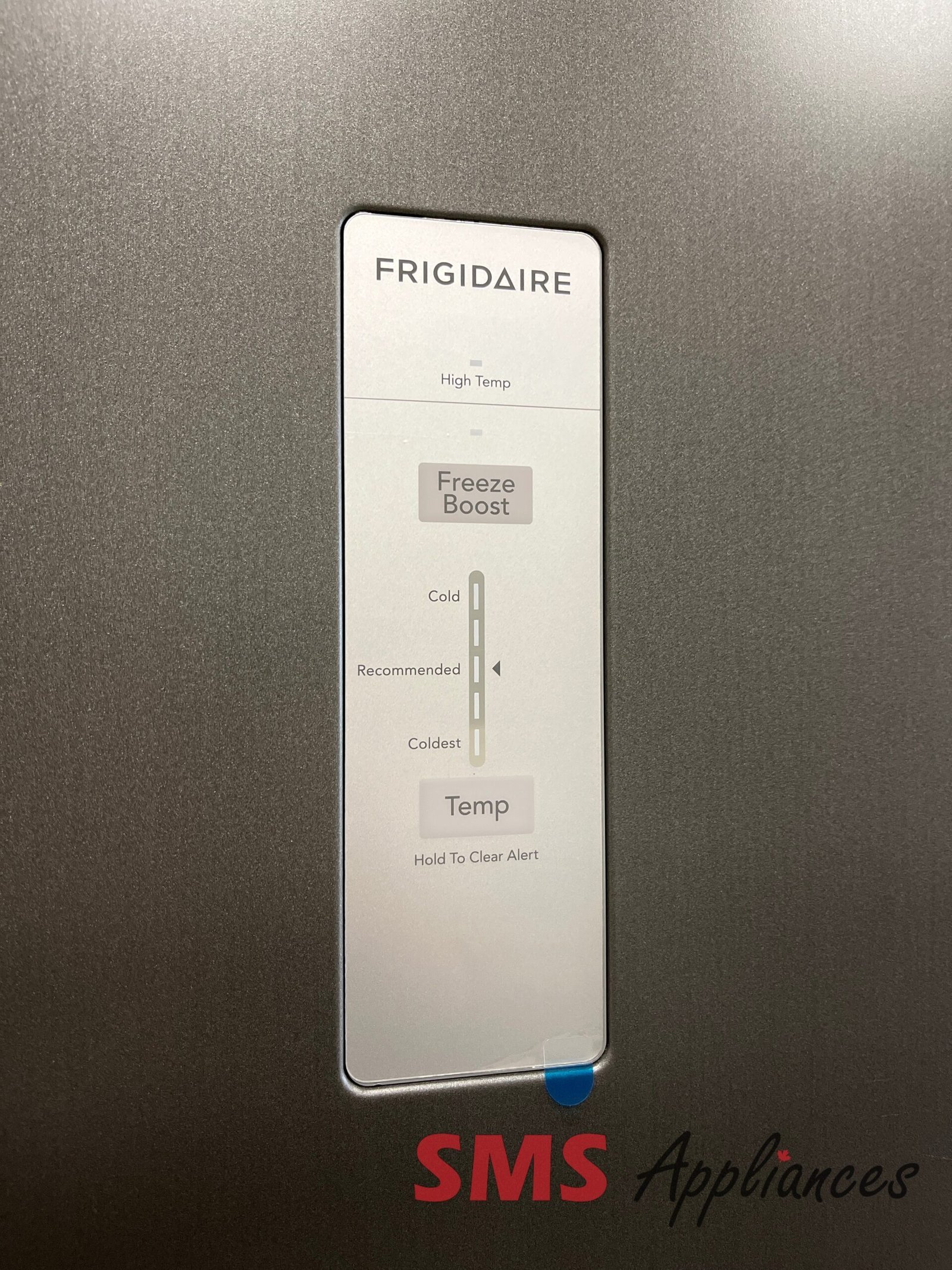 Open-Box-Freezers-FFUE2024ANG-3-scaled-1.jpg Open Box Freezers FFUE2024ANG Frigidaire - Image 3