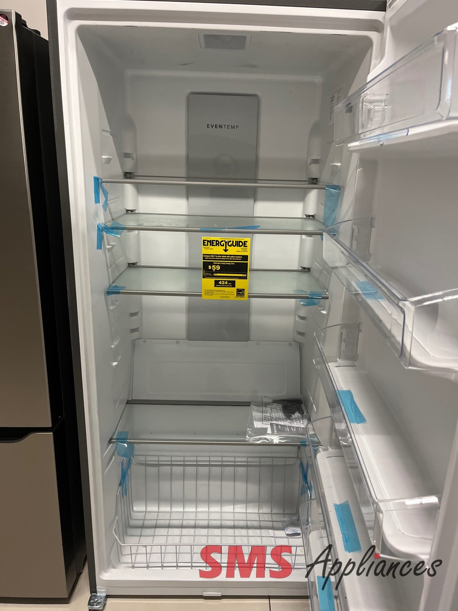 Open-Box-Freezers-FFUE2024ANG-5-scaled-1.jpg Open Box Freezers FFUE2024ANG Frigidaire - Image 5