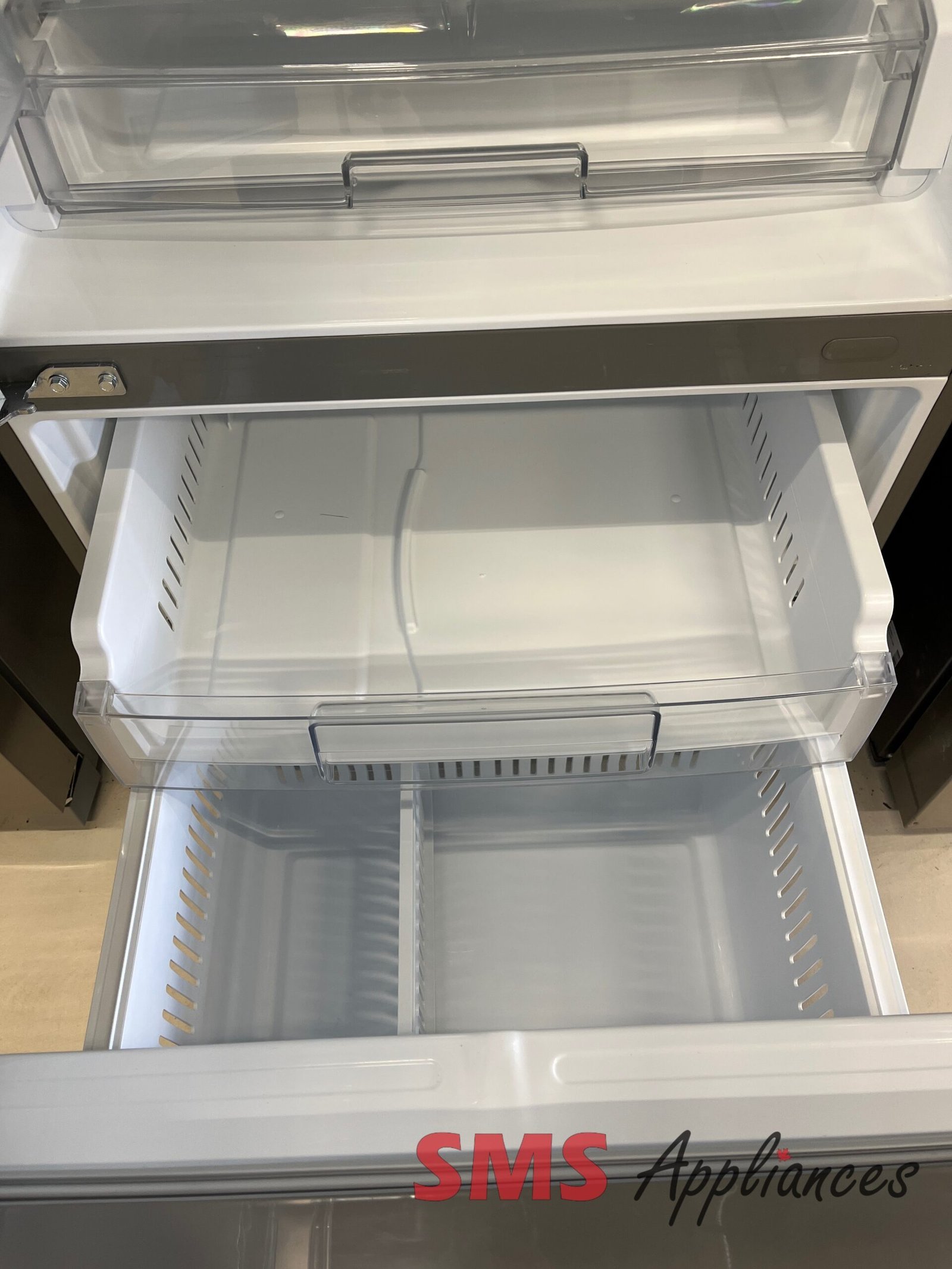 Refurbished-Fridges-LRDNS2200S-8-1-scaled-1.jpg Refurbished Fridges LRDNS2200S LG - Image 8