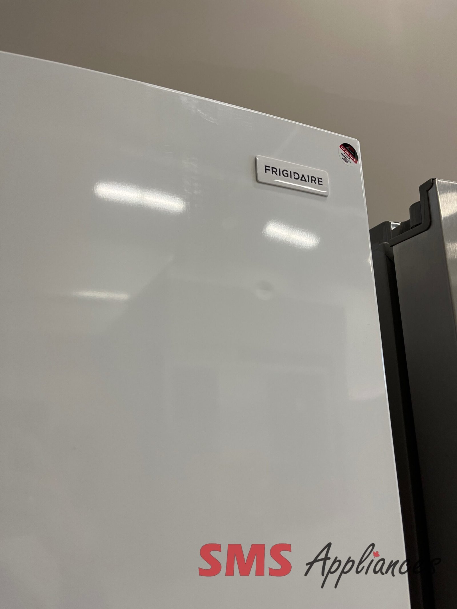 Open-Box-Freezers-FFUE2022AW-4-scaled-1.jpg Open Box Freezers FFUE2022AW Frigidaire - Image 4