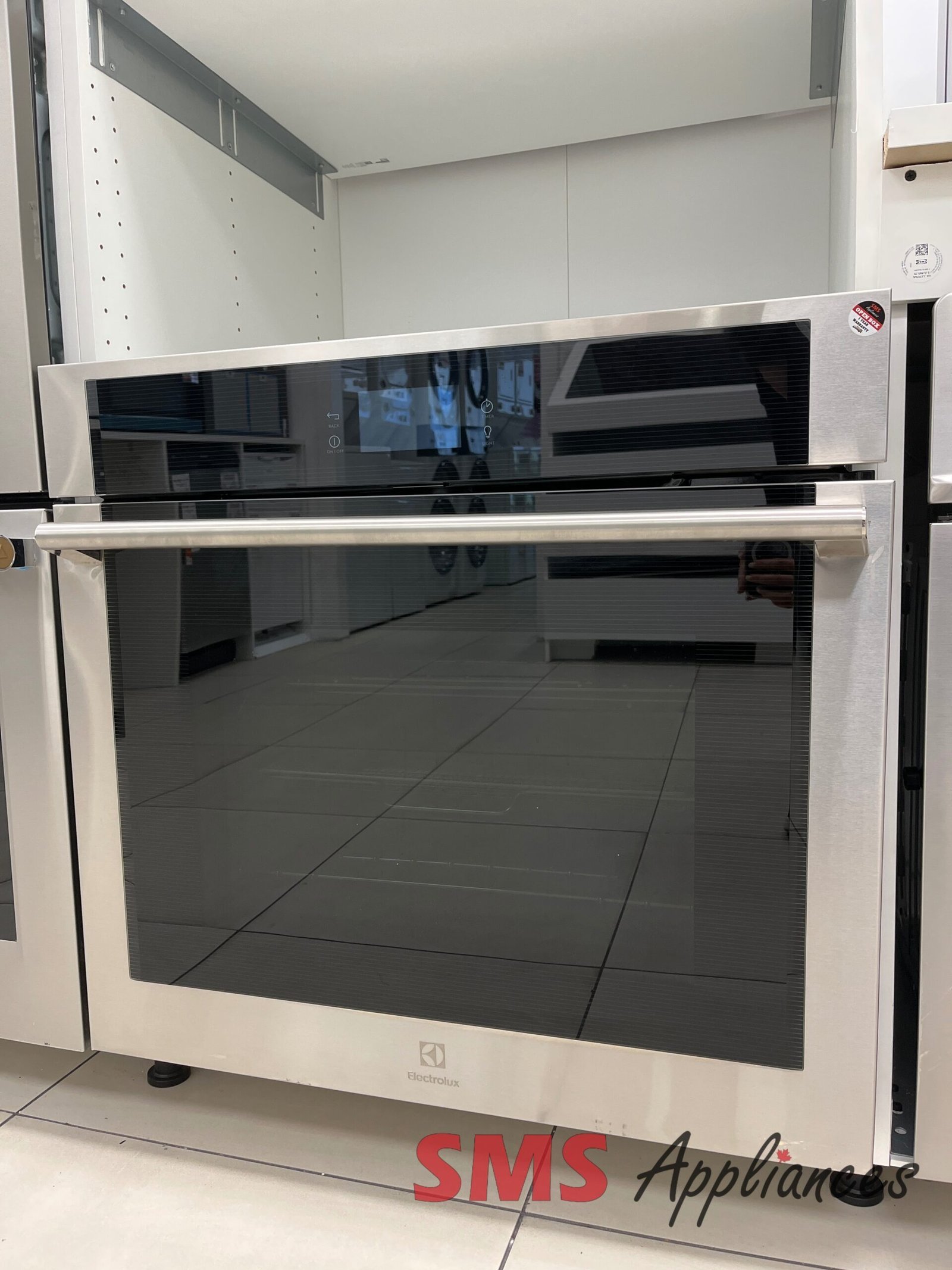 Open-Box-Wall-Ovens-ECWS3012ASC-1-scaled-1.jpg Open Box Wall Ovens ECWS3012ASC Electrolux - Image 1
