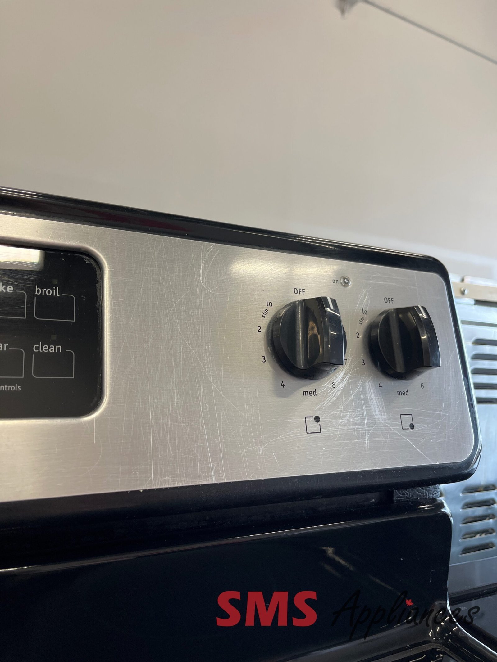 Refurbished-Stoves-Ranges-CFEF3014LSA-5-5-scaled-1.jpg Refurbished Stoves / Ranges CFEF3014LSA Frigidaire - Image 5