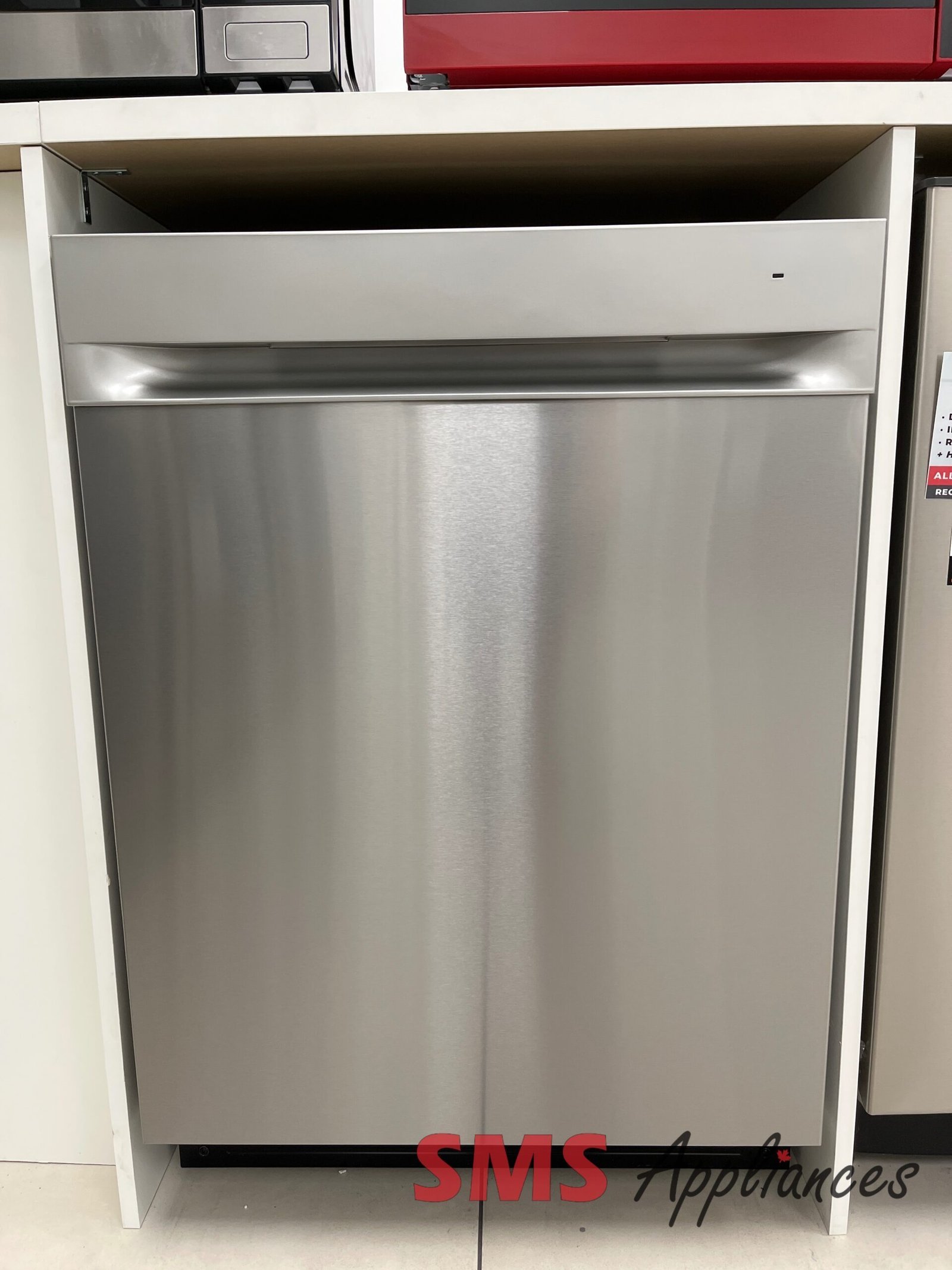 New-Dishwashers-UDT610HSZ-1-scaled-1.jpg New Dishwashers UDT610HSZ GE - Image 1