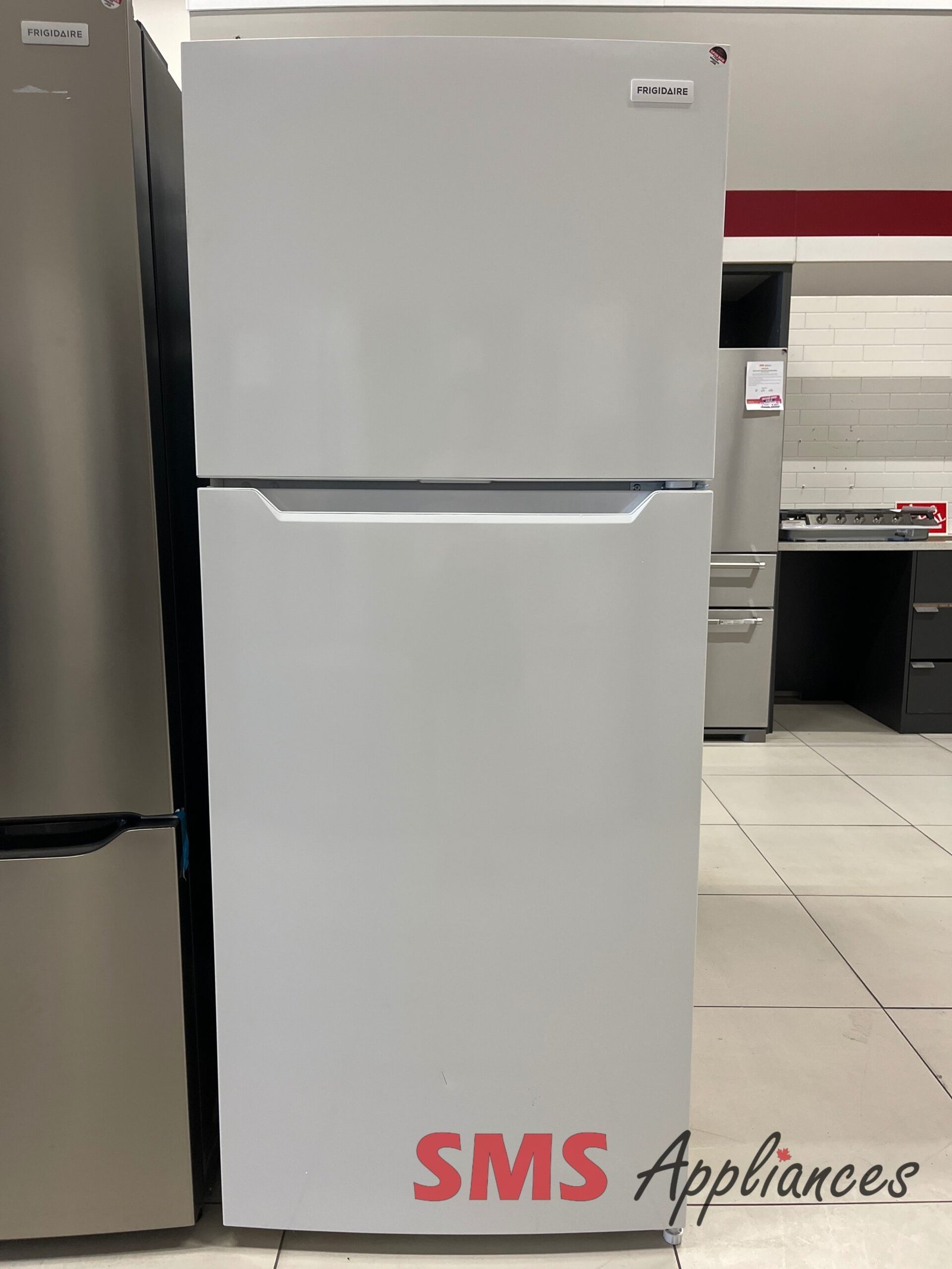 Open-Box-Fridges-FFHT1822UW-1-2-scaled-1.jpg Open Box Fridges FFHT1822UW Frigidaire - Image 1