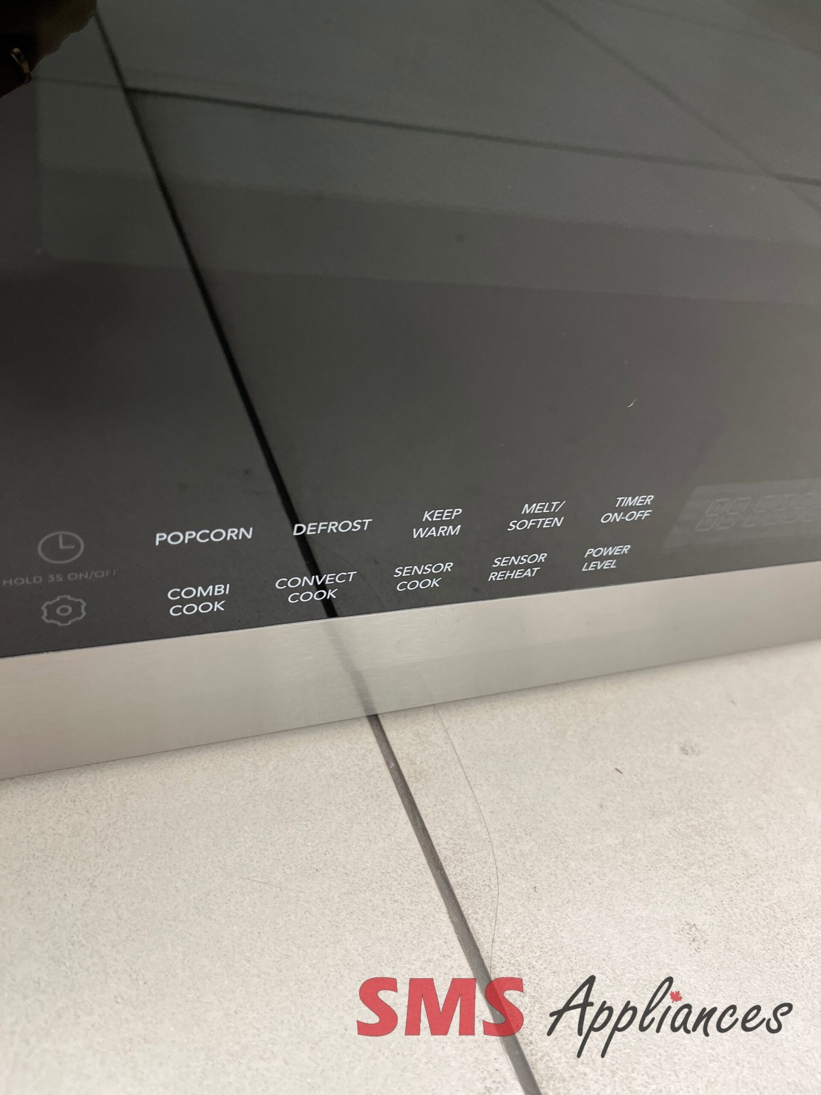 Open-Box-Microwaves-PMOS198CAF-3-1-scaled-1.jpg Open Box Microwaves PMOS198CAF Frigidaire - Image 3