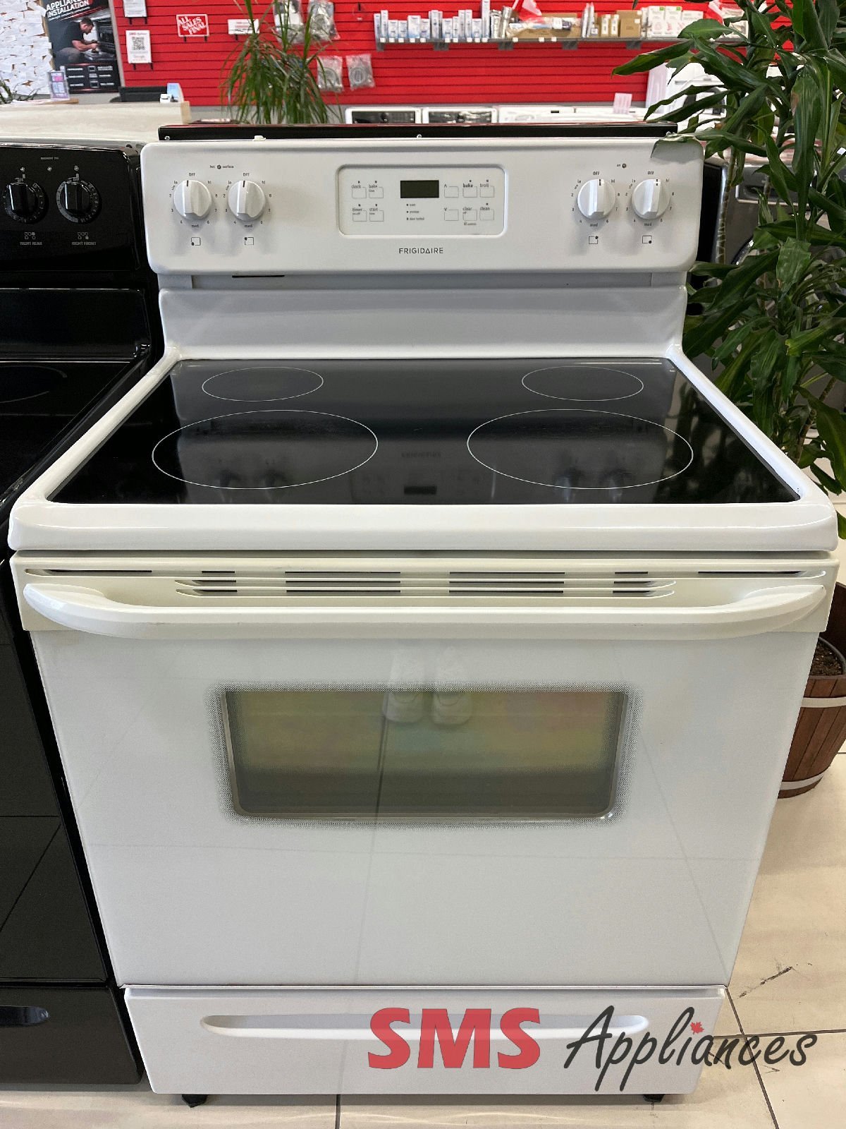 Refurbished-Stoves-Ranges-CFEF3014LW-1-2-1.jpg Refurbished Stoves / Ranges CFEF3014LW Frigidaire - Image 1
