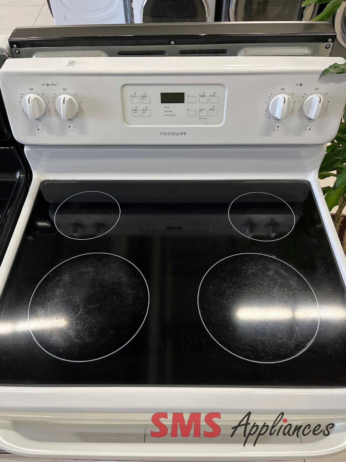 Refurbished-Stoves-Ranges-CFEF3014LW-2-2-1.jpg Refurbished Stoves / Ranges CFEF3014LW Frigidaire - Image 2